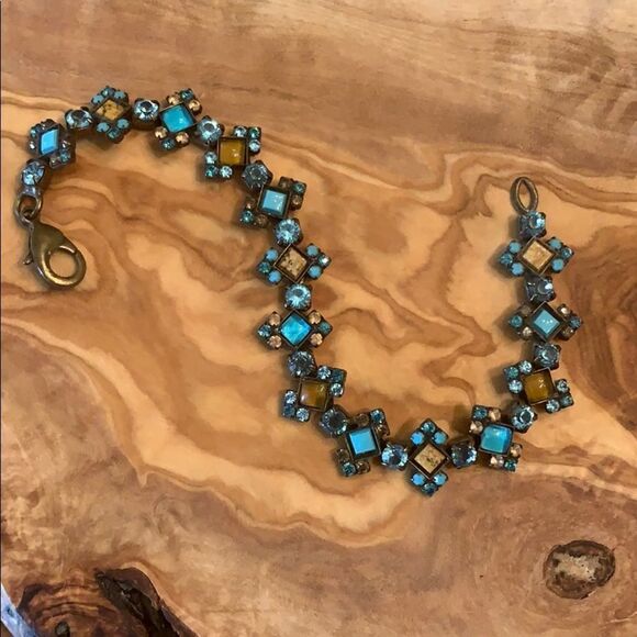 Beautiful Sorrelli Bracelet & Earring Set - Picture 7 of 7